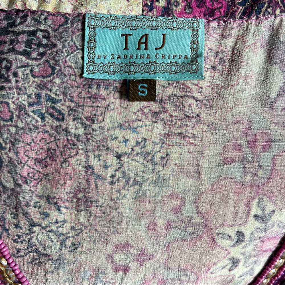 TAJ silk beaded caftan tunic - Picture 5 of 11